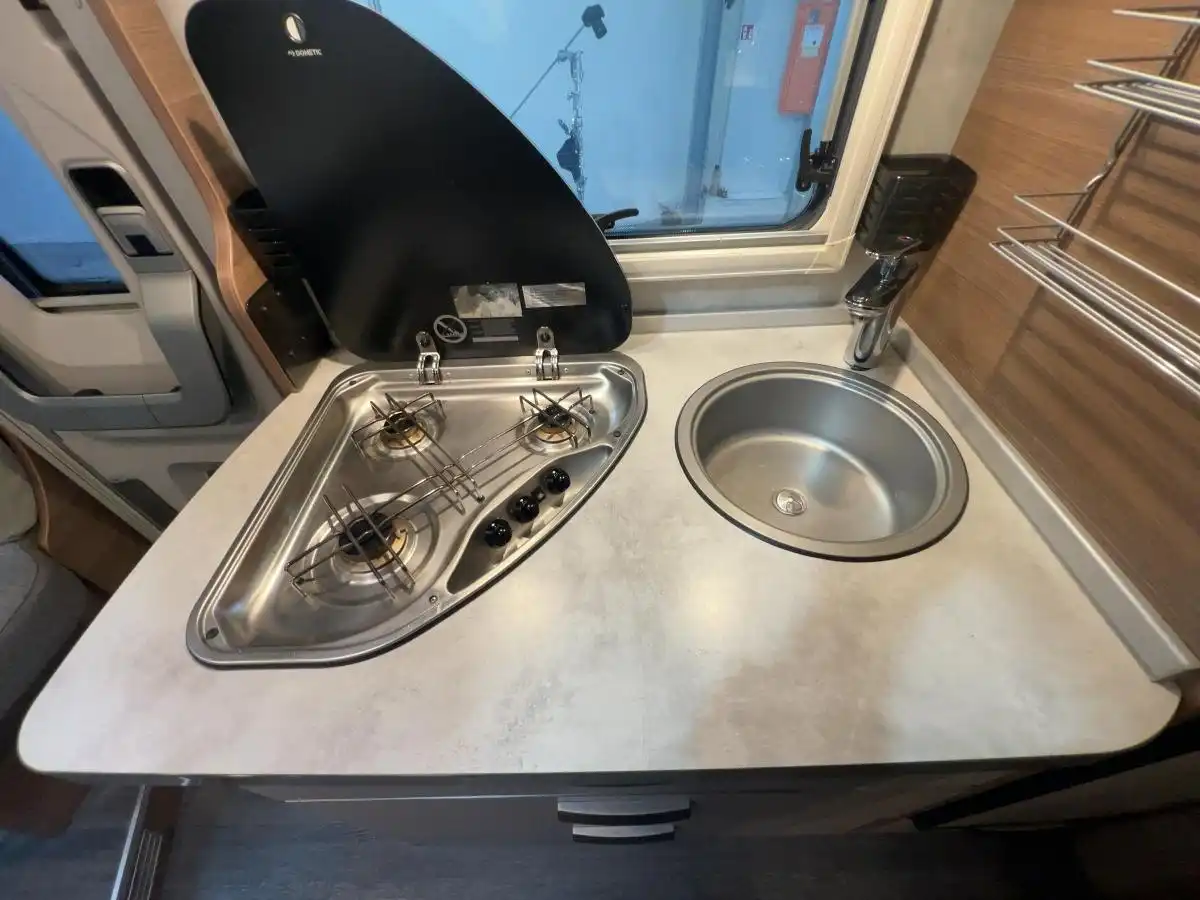 KNAUS LIVE TI 650 MEG 9-GANG-AUTOMATIK - Ansicht 14